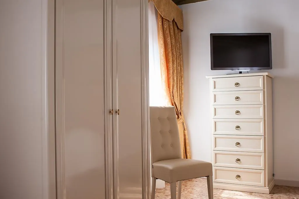 Ca' Cappellis Bed & Breakfast Venice