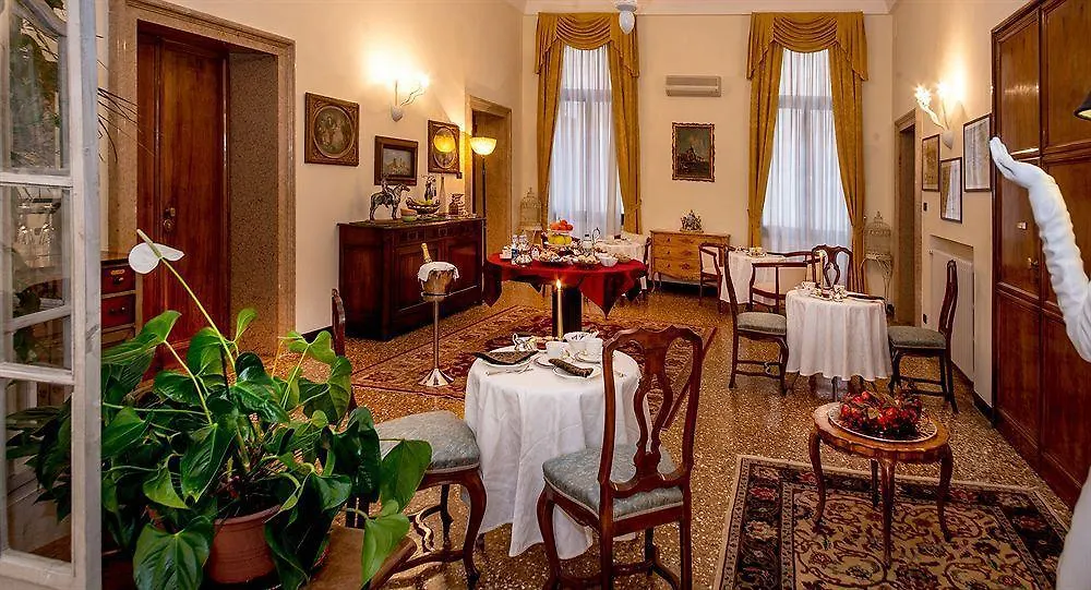Bed & Breakfast Ca' Cappellis Bed and Breakfast Venedig
