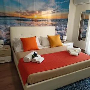  Apartment La Petite Maison Italy